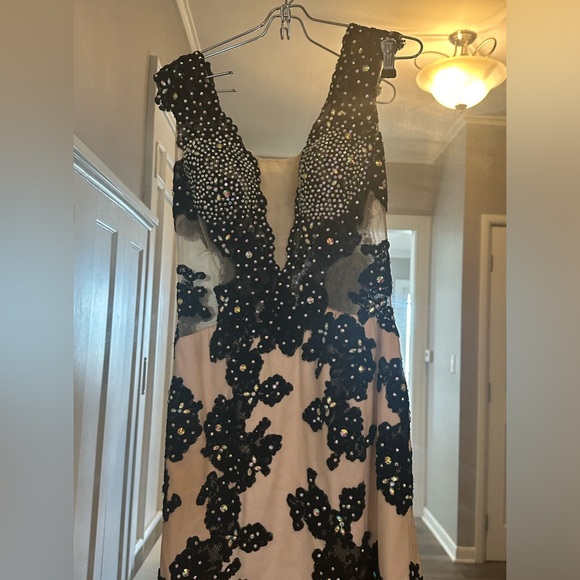 Nude and black gown mesh low cut front prom dress - Picture 5 of 15